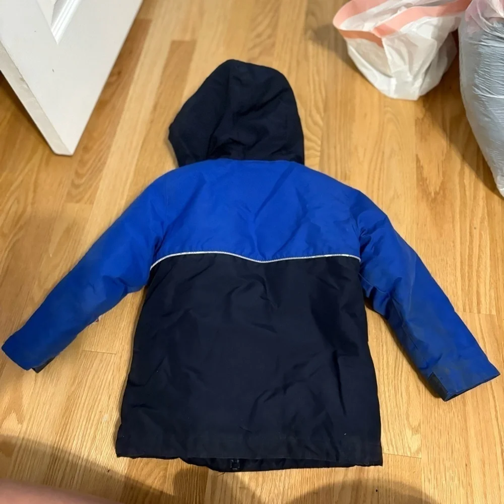 Children’s Place Kids Blue and Black Hooded Jacket Sz 4T Puffer Fleece Lined